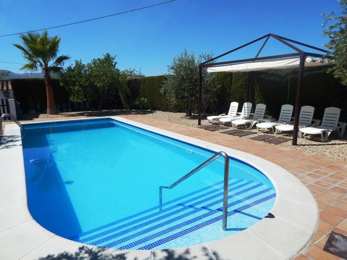 Villa Maria - Pista De Padel Y Piscina Baena Kültér fotó