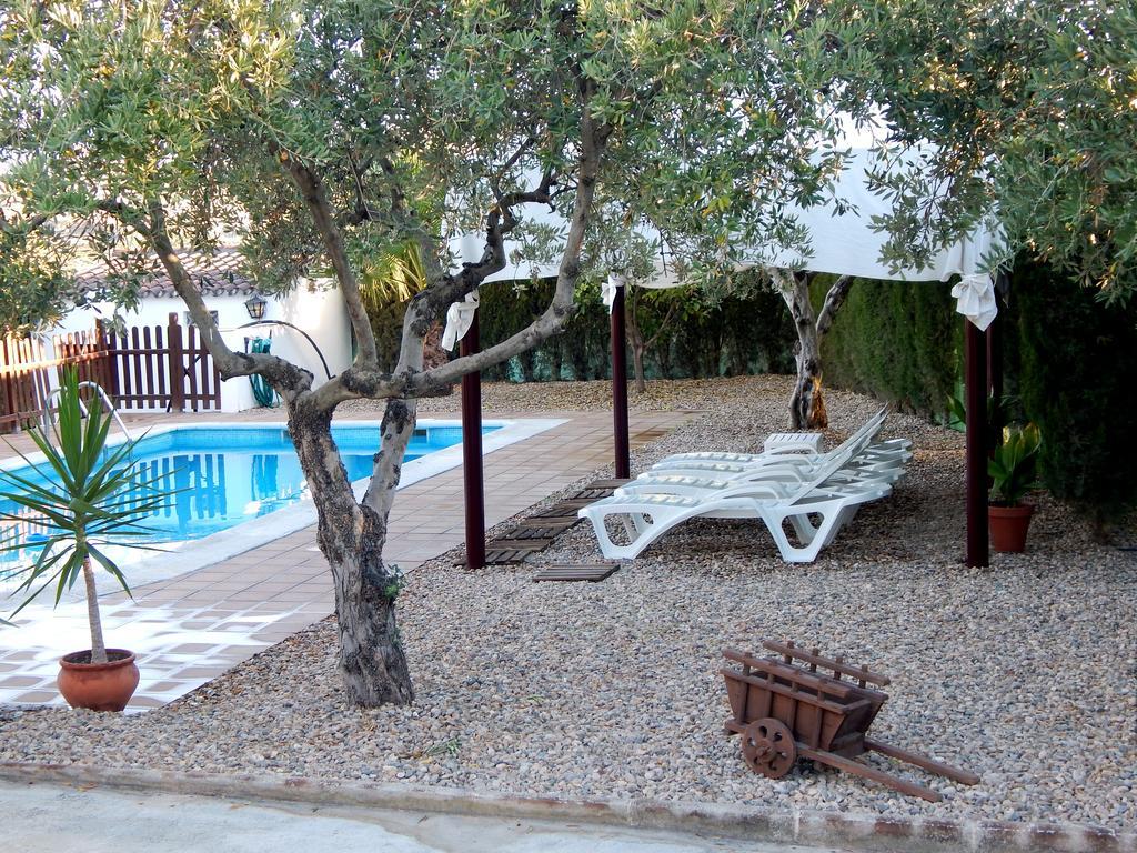 Villa Maria - Pista De Padel Y Piscina Baena Kültér fotó