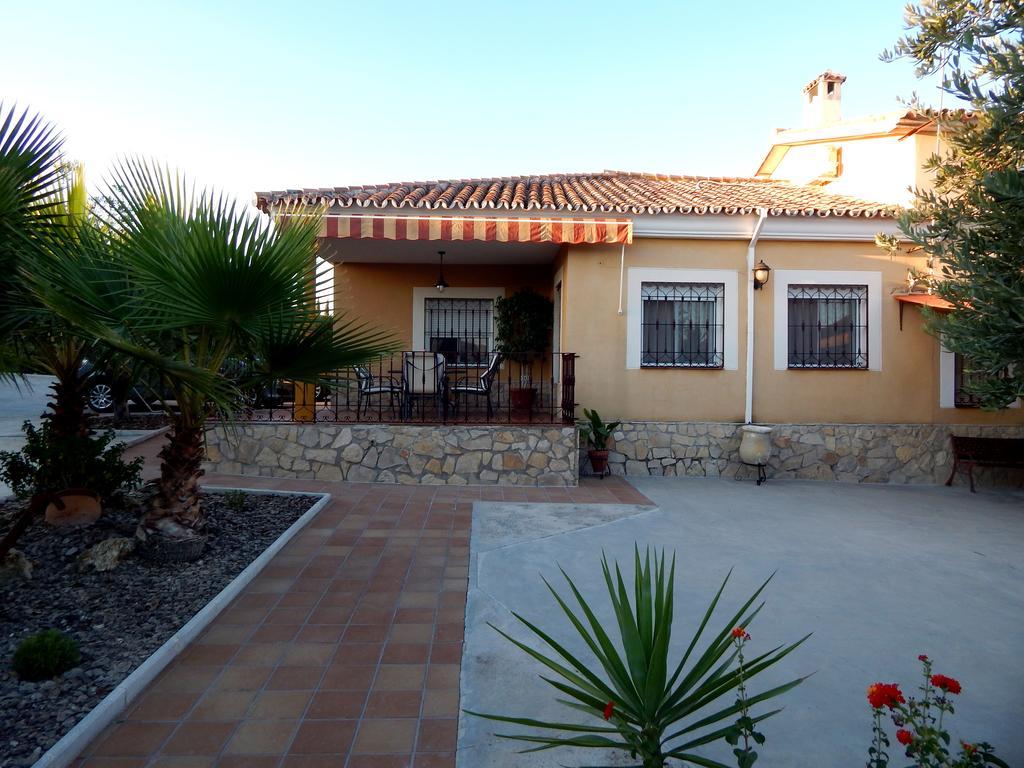 Villa Maria - Pista De Padel Y Piscina Baena Kültér fotó