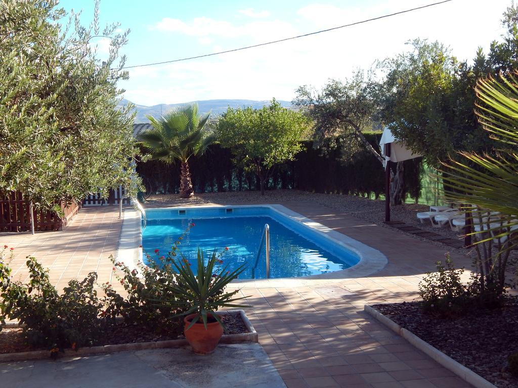 Villa Maria - Pista De Padel Y Piscina Baena Kültér fotó