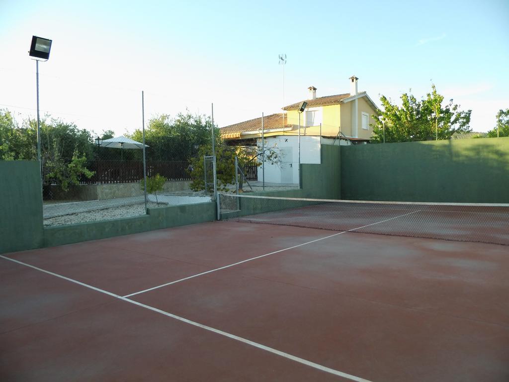 Villa Maria - Pista De Padel Y Piscina Baena Kültér fotó